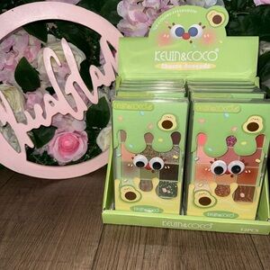 KEVIN & COCO Avocado Eyeshadow Palette